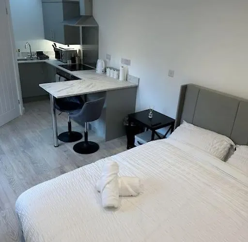 Whitsun - Brand New Listing! 아파트 브리스틀