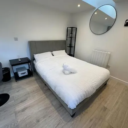 Apartamento Whitsun - Brand New Listing!